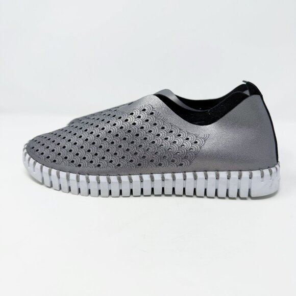 Ilse Jacobsen Metallic Silver Leather Tulip Slip On Sneakers Women's Size 10 EUC - Picture 3 of 9